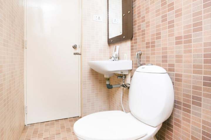 Room 10 of 22