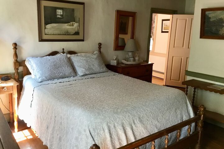 Room 4 of 14