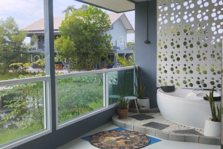 Terrace/Patio 13 of 26
