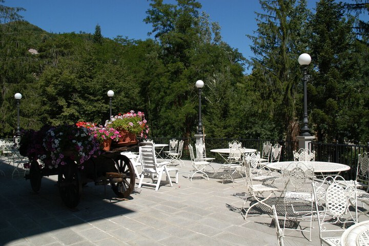 Terrace/Patio 37 of 38