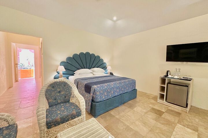 Room 42 of 162