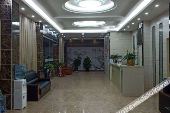 Hotel Interior 8 of 9
