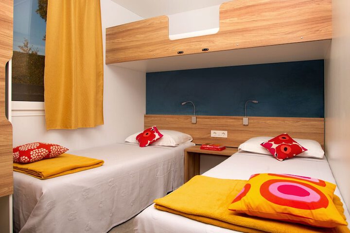 Room 2 of 19