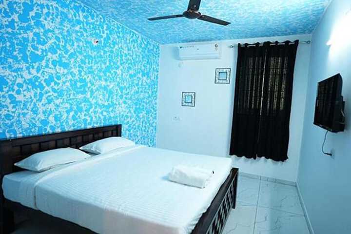 Room 7 of 22