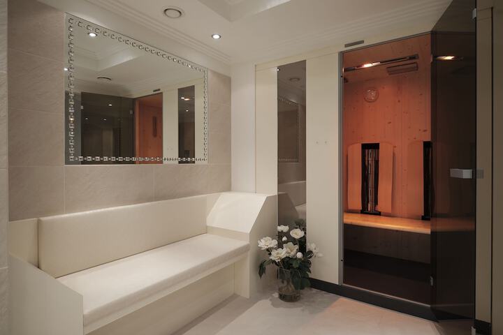 Spa 36 of 47