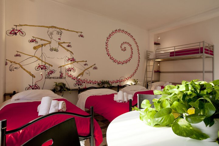 Room 4 of 23