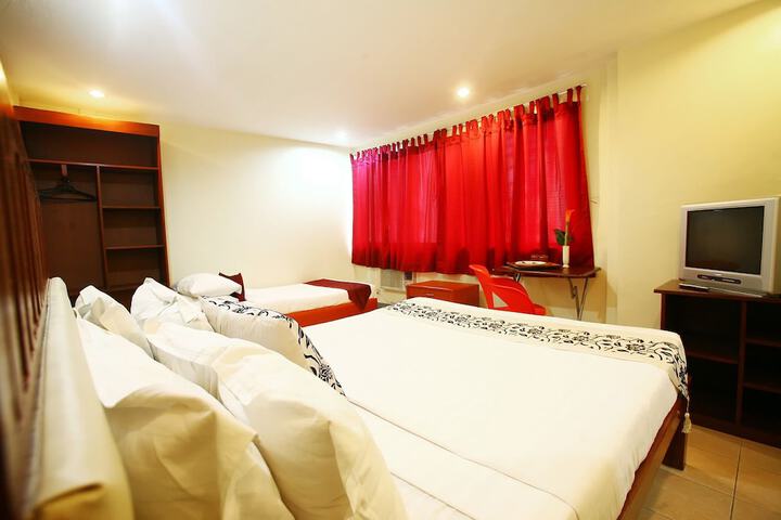 Room 11 of 26