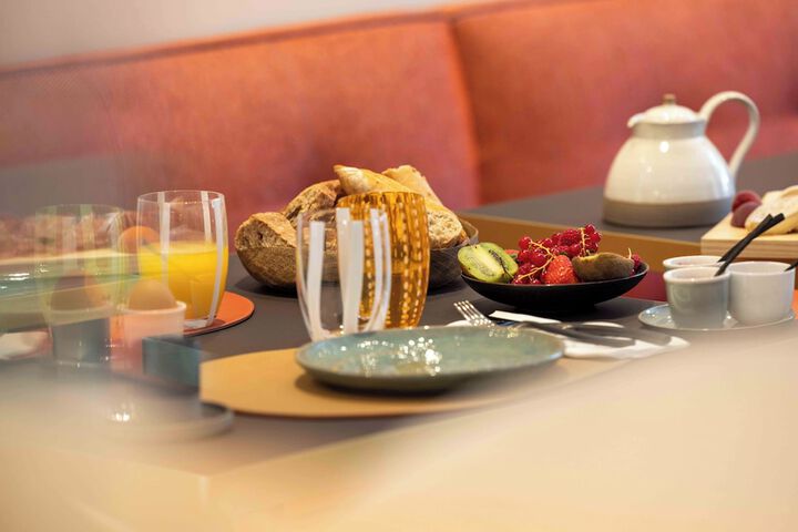 Breakfast/Coffee Service 22 of 23