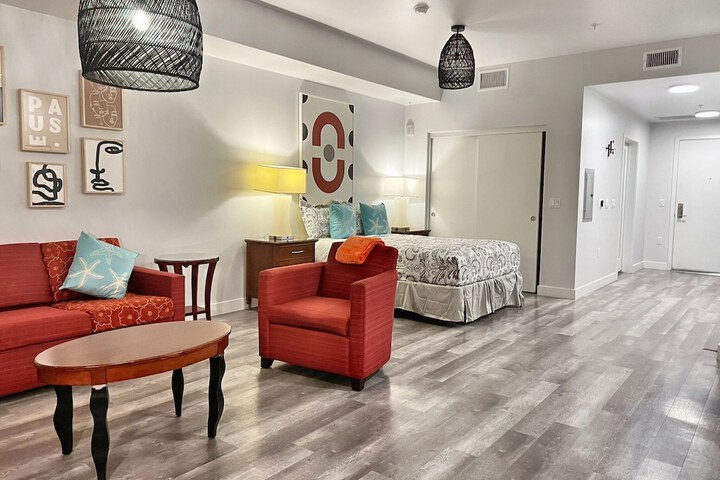 Room 41 of 60
