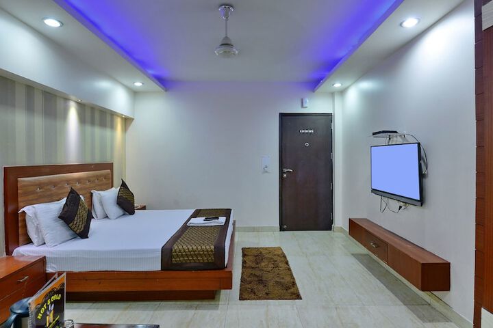 Room 16 of 31