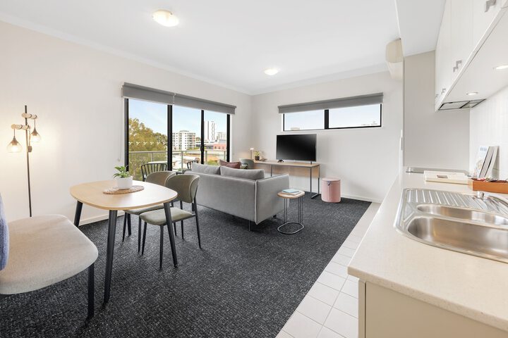 Room 15 of 26