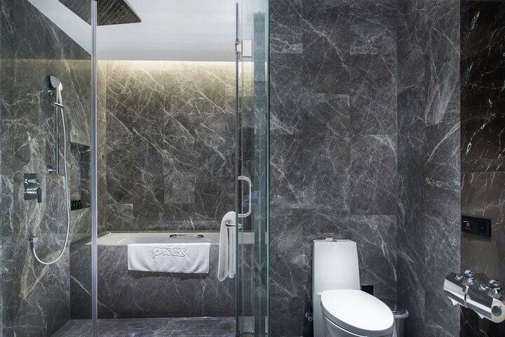 Bath Interior