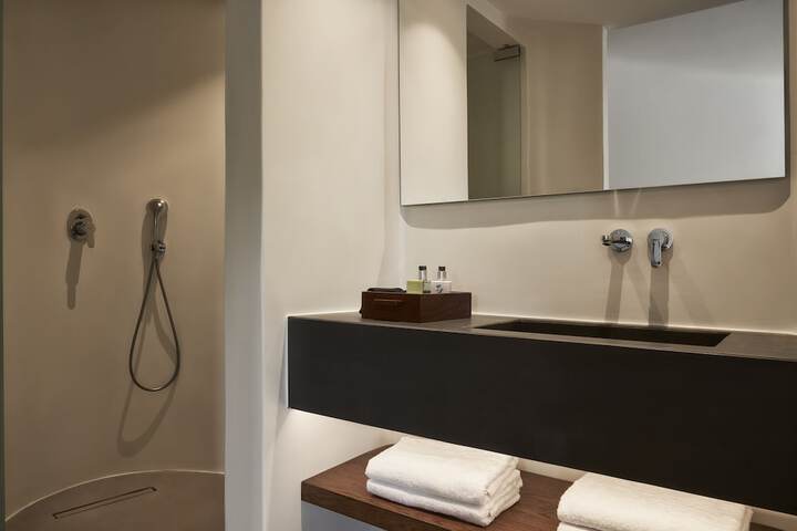 Room 29 of 58