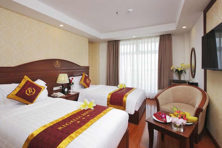 Room 12 of 73