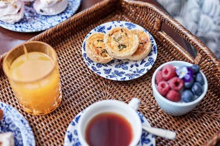 Breakfast/Coffee Service 108 of 117