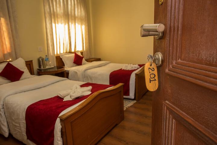 Room 14 of 29