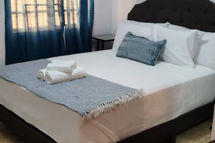 Room 4 of 48