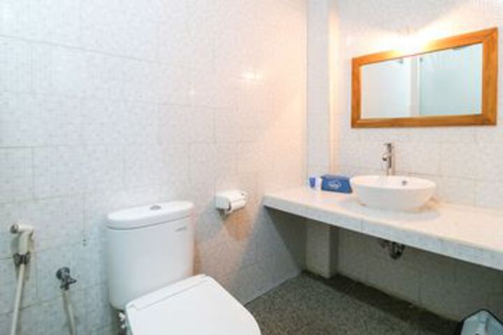 Room 3 of 23