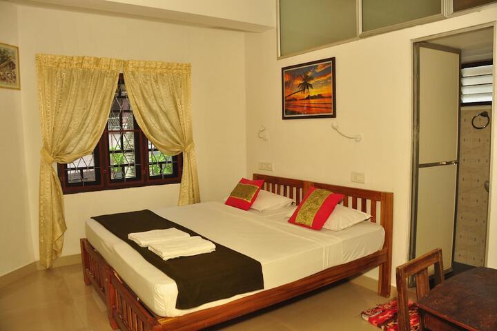 Room 15 of 51