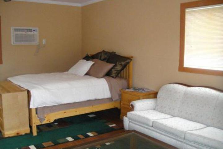 Image of The Chauffeurs Quarters