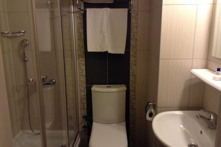 Clean Restrooms