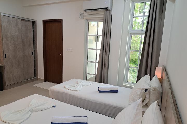 Room 9 of 31