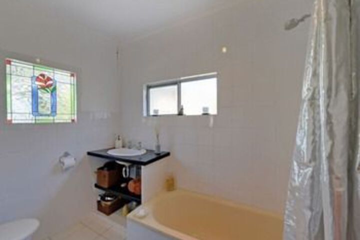 Room 2 of 20