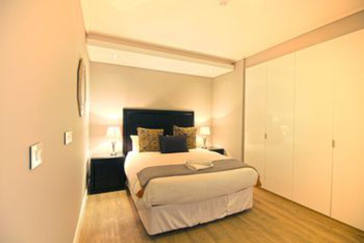 Room 4 of 13