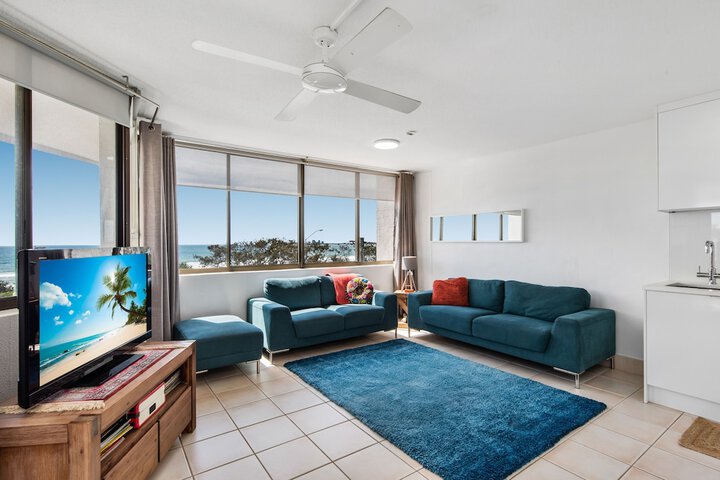 Room 20 of 38
