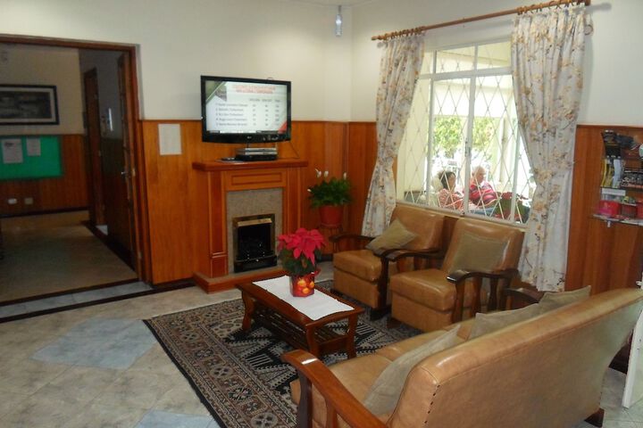 Entrance & Lobby