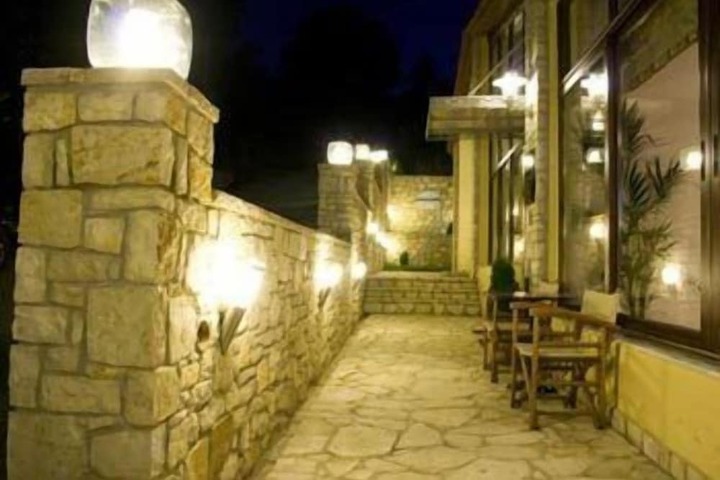 Terrace/Patio 37 of 38