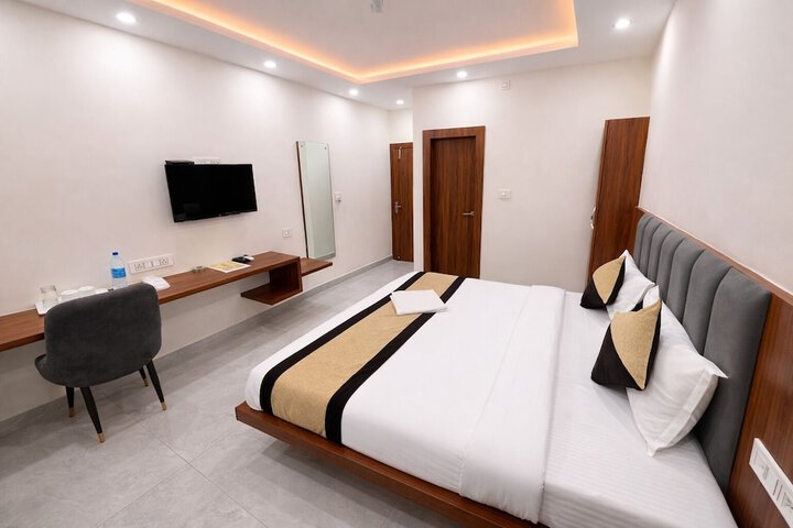 Room 15 of 31