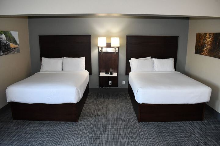 Room 13 of 42