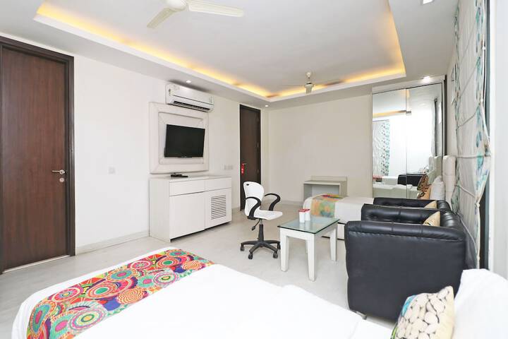 Room 7 of 20