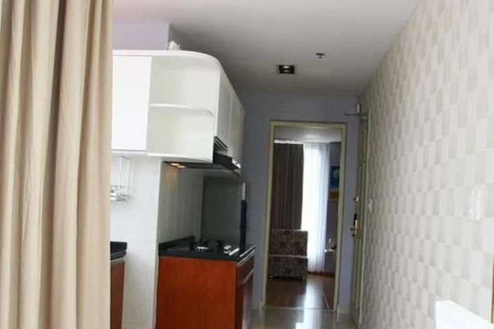 Room 13 of 42