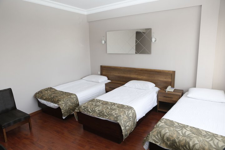 Room 8 of 46