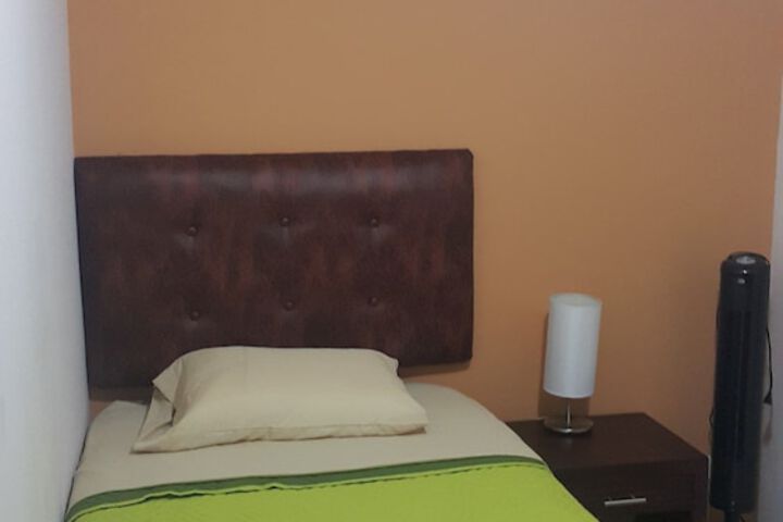 Room 20 of 39
