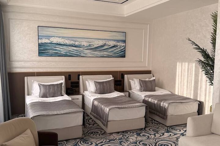 Room 17 of 31