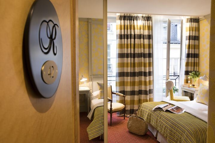 Room 8 of 28