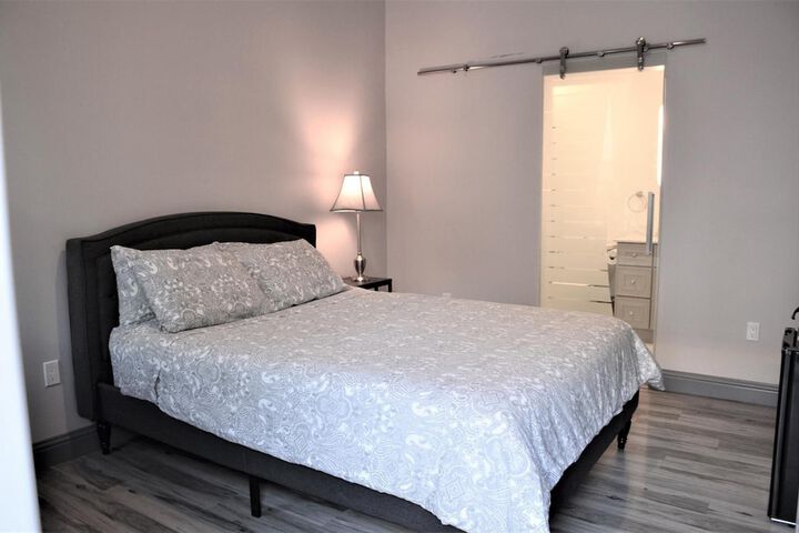 Room 19 of 48