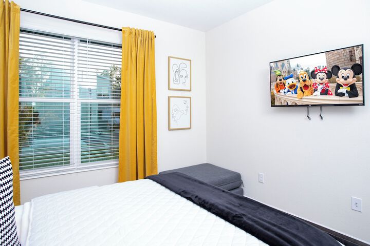 Room 5 of 64