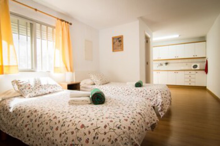 Room 115 of 157