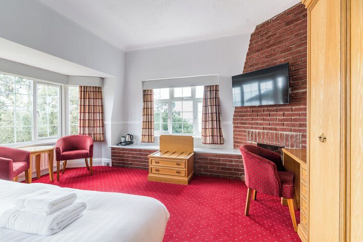 Room 35 of 111