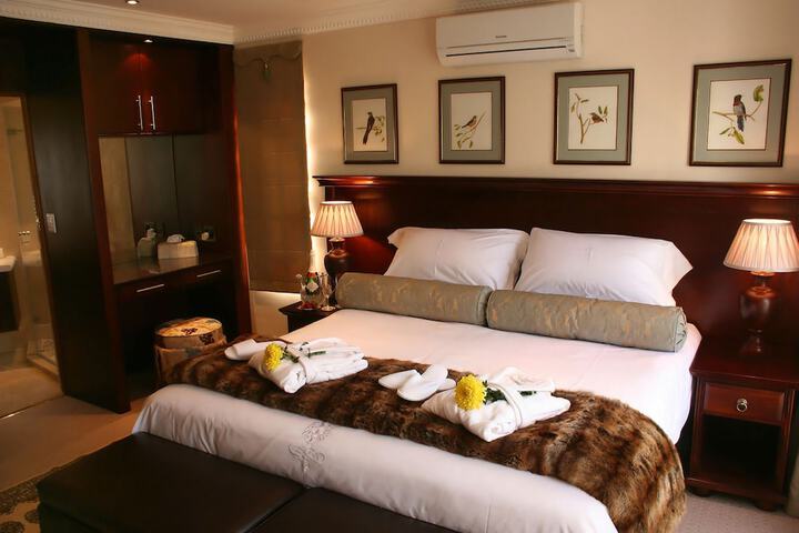 Room 3 of 29