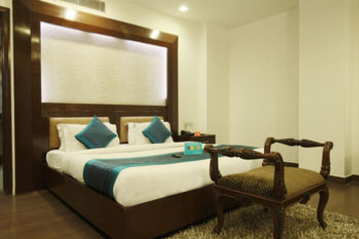 Room 14 of 21
