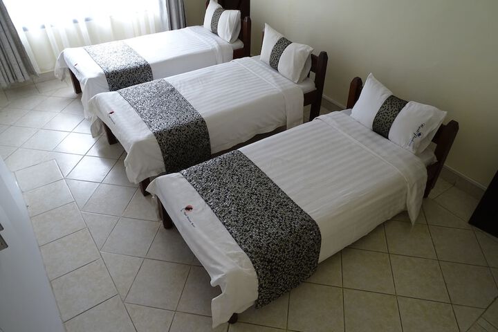Room 30 of 104