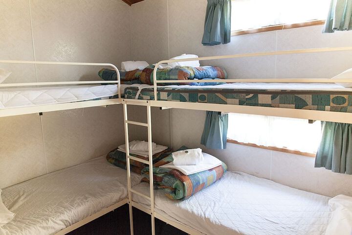 Room 16 of 48