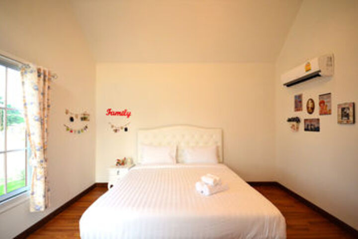 Room 49 of 59
