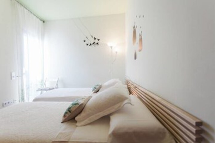Room 8 of 14