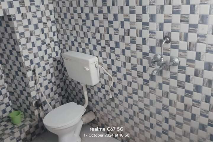 Room 11 of 13